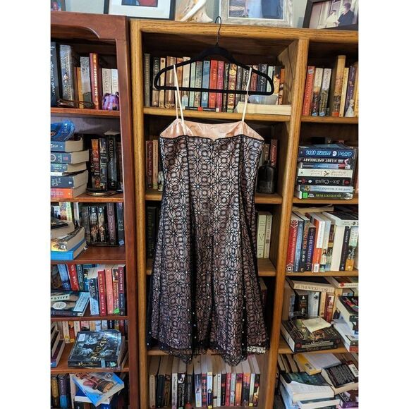 Adrianna Papell strapless a line cocktail dress black mesh design overlay  sz 12 - Picture 2 of 6